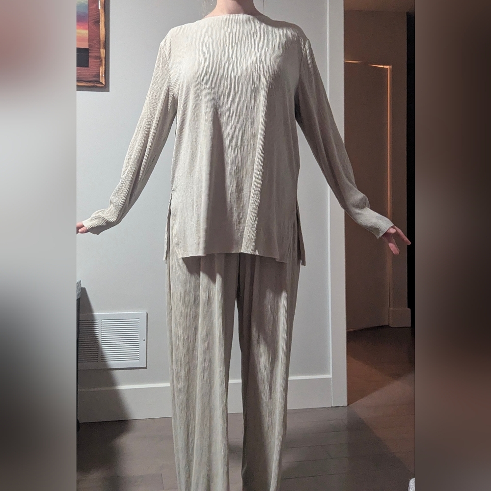 H&M Cream Ribbed Knit Set - Picture 2 of 5